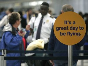 TSA-Security-Checkpoint_S_20080924115643