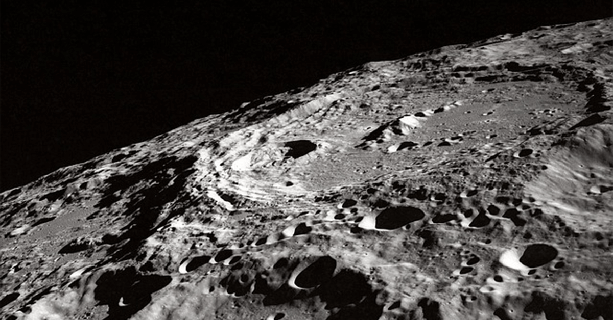 Precision landing on Moon's surface